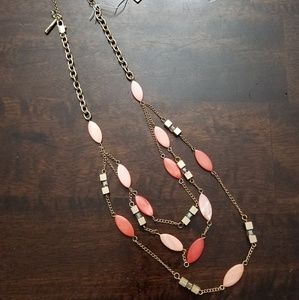 Pretty Kenneth Cole necklace - NEW